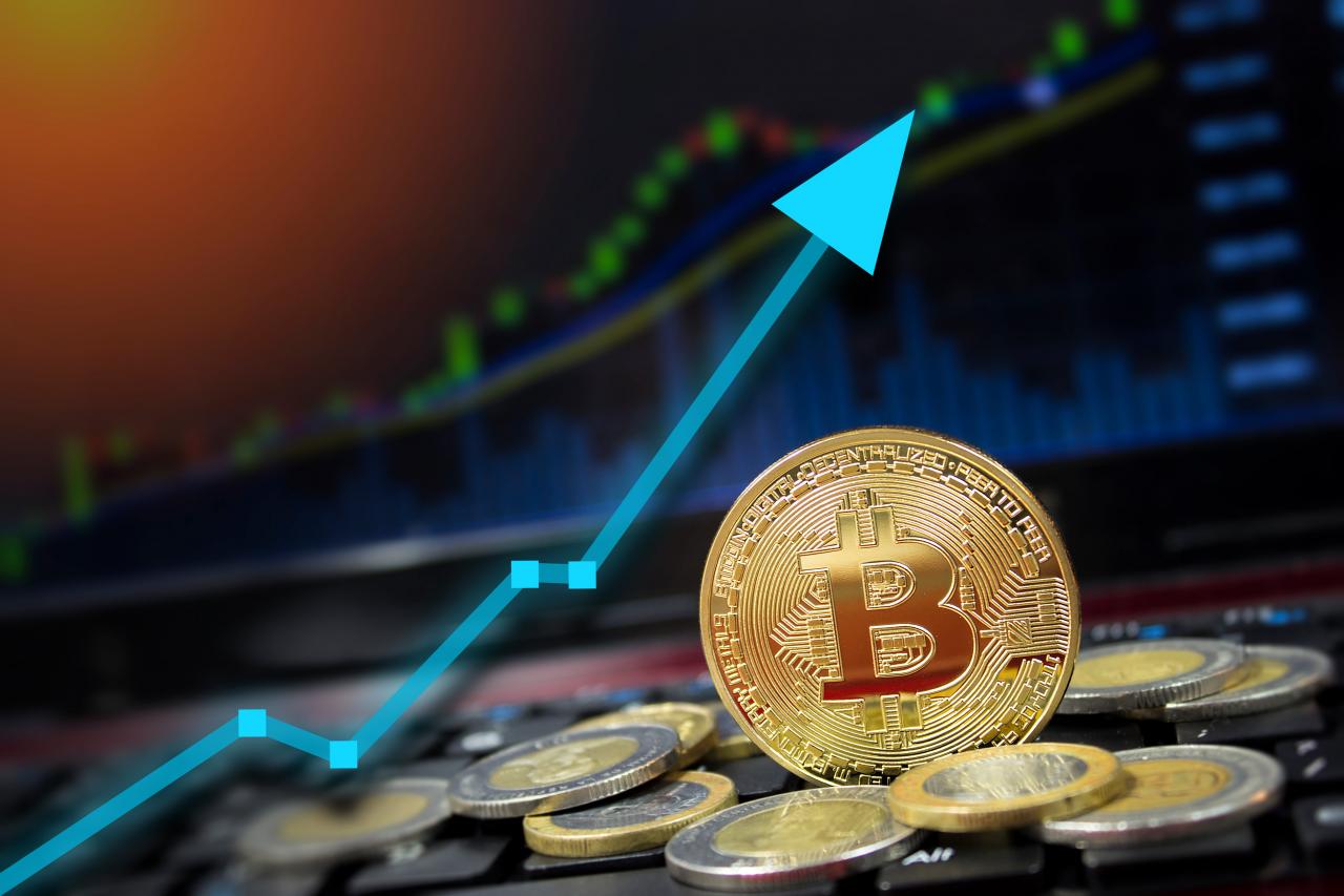 Bitcoin Price Inches Back Toward ,500, But Litecoin is Today's Crypto ...